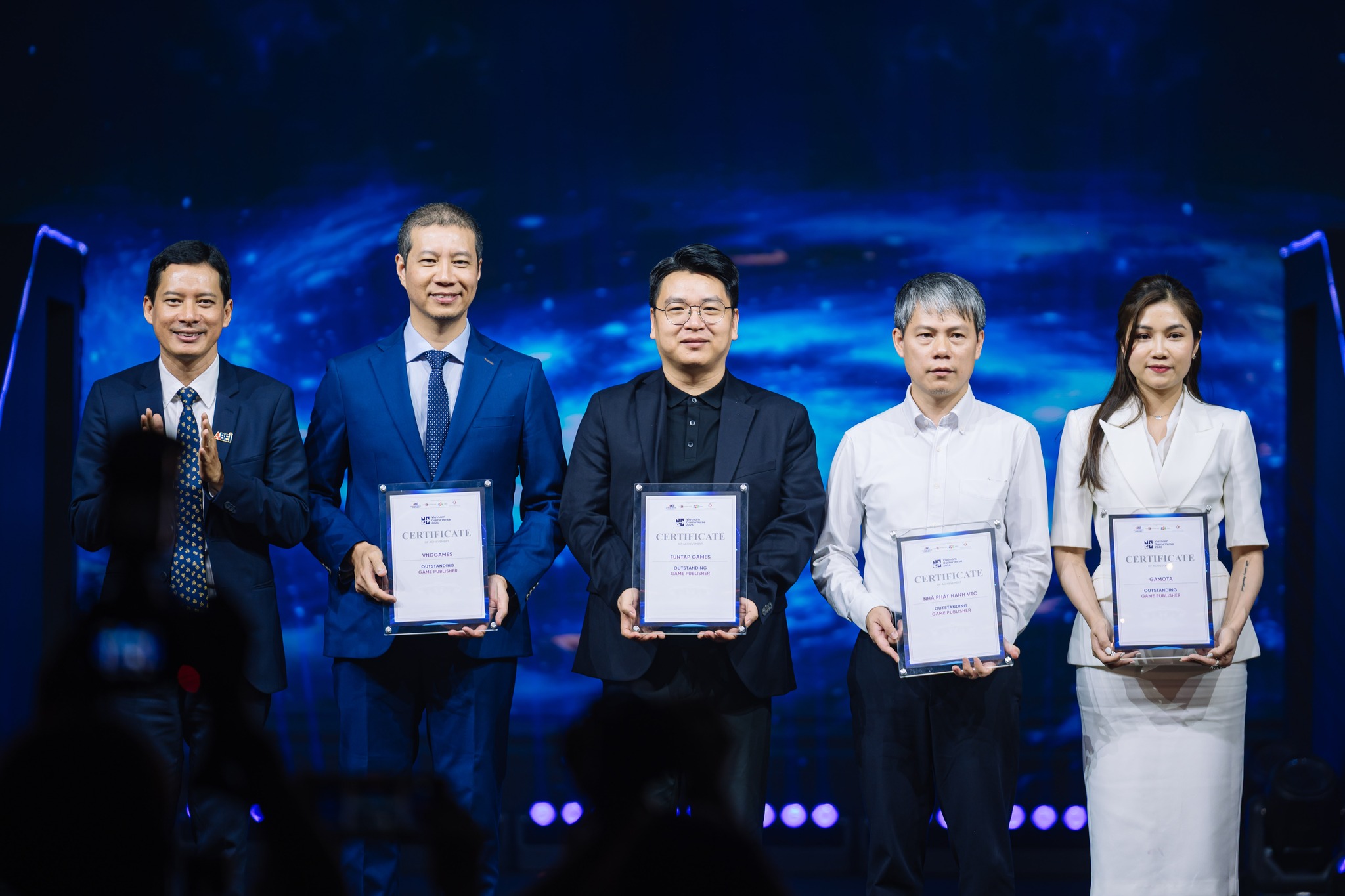 Ba-Vu-Thi-Trang-_CEO-Gamota_Top-NPH-xuat-sac
